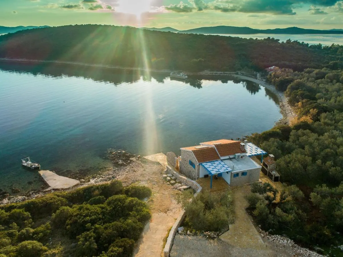 Villa Otus Zadarvillas Pašman